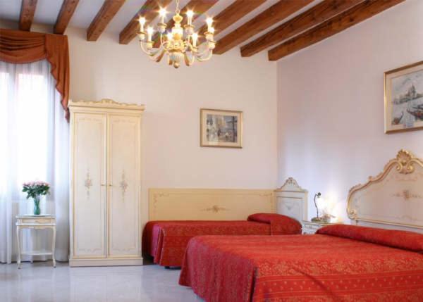 Hotel Bernardi Semenzato Venice Luaran gambar